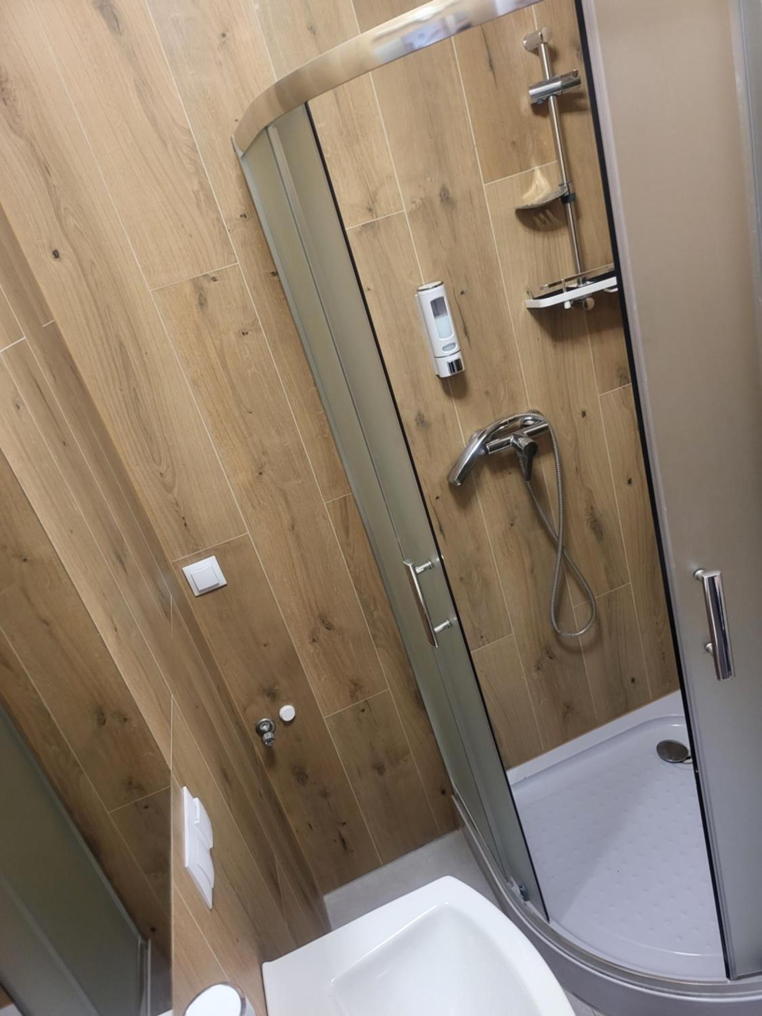 Rooms4rest Popularna - Private For Tourists - Atr Consulting Sp, Z O,o, Nocleg ze śniadaniem Warszawa