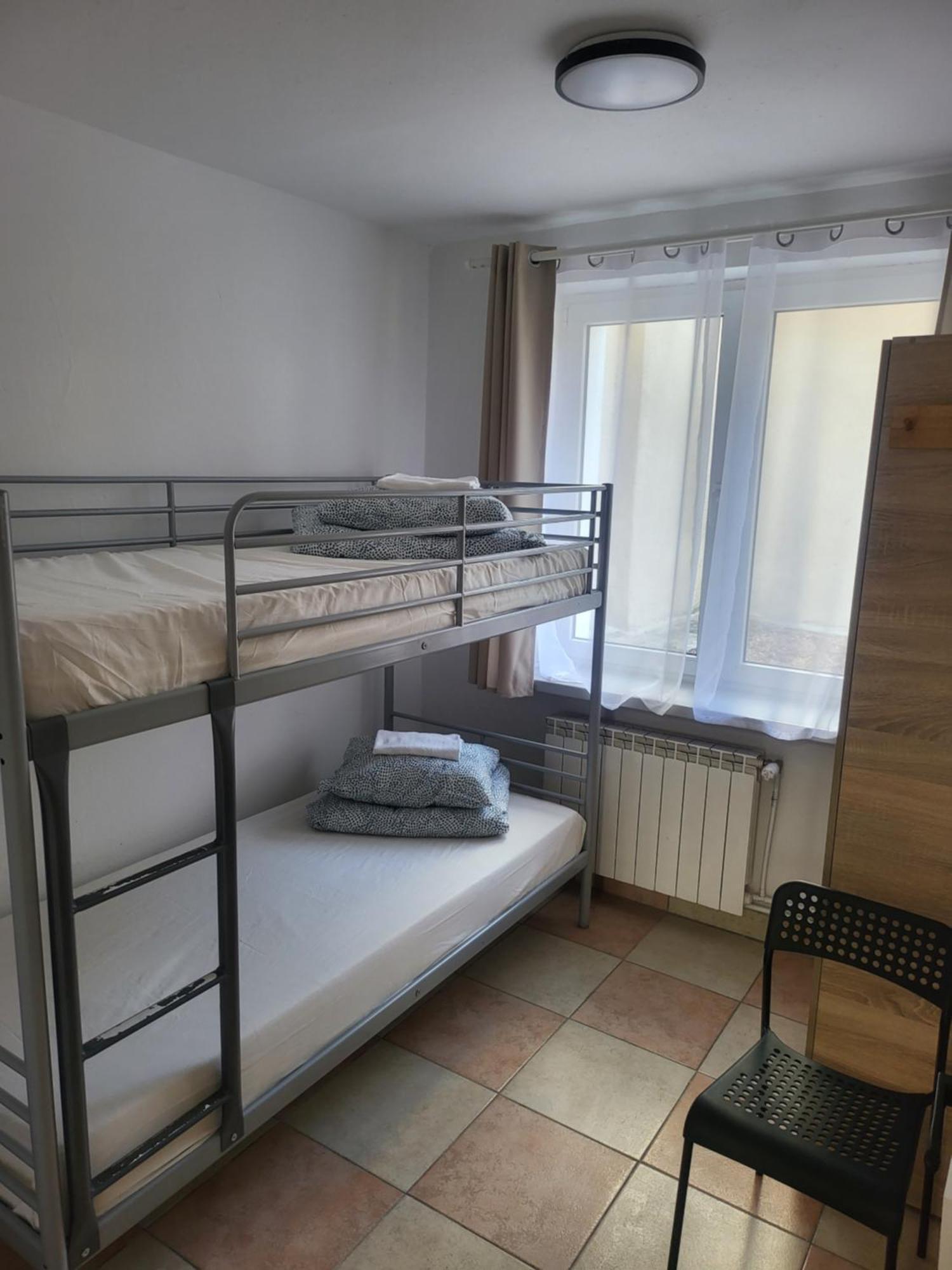 Rooms4rest Popularna - Private For Tourists - Atr Consulting Sp, Z O,o, * Warszawa